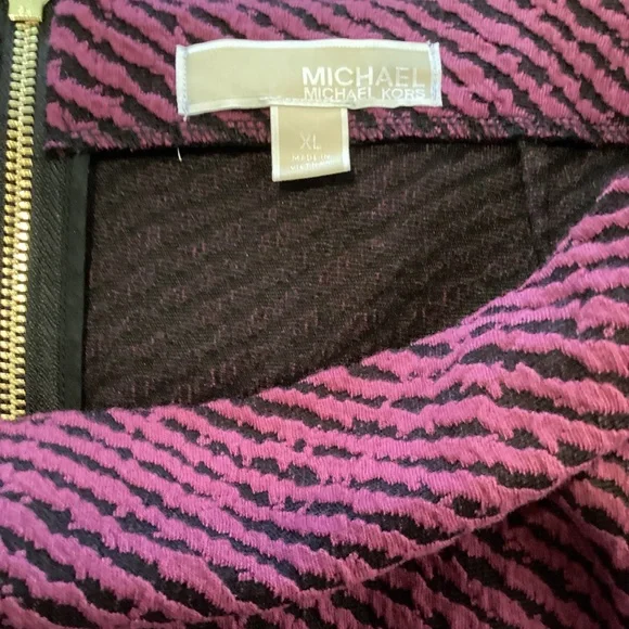 Michael Kors flared skirt, black and purple. Size XL. - Picture 3 of 3